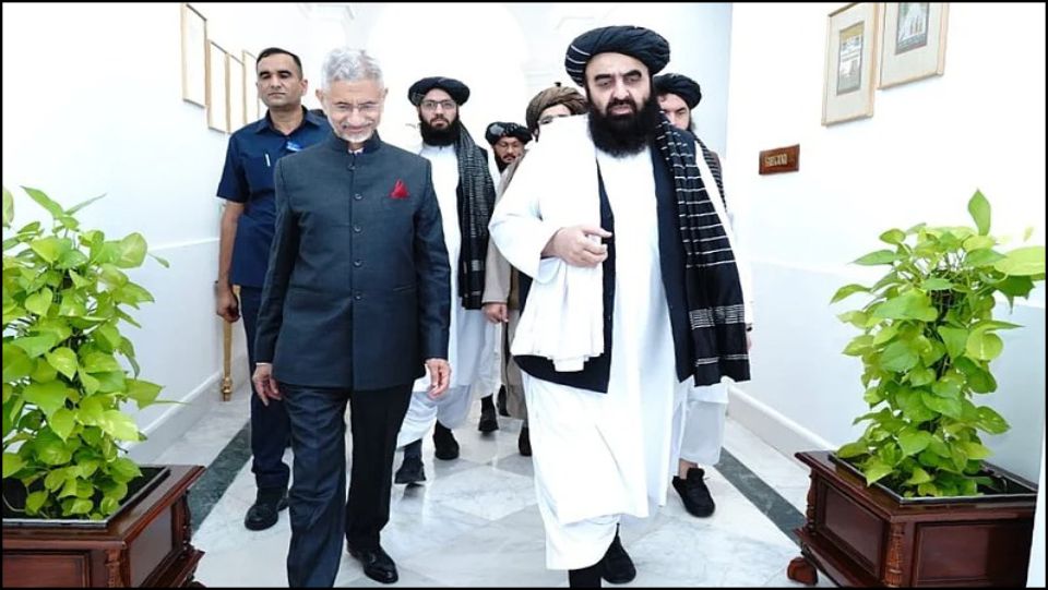 ناڅاپي بدلون: څرنګه د پاکستان ناسمو اقداماتو د کابل دروازه د هند پرمخ پرانېسته